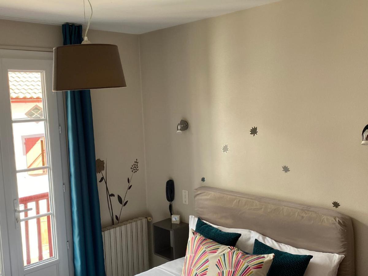Hotel Juantorena Сент-Етьєн-де-Баїгґорі Екстер'єр фото